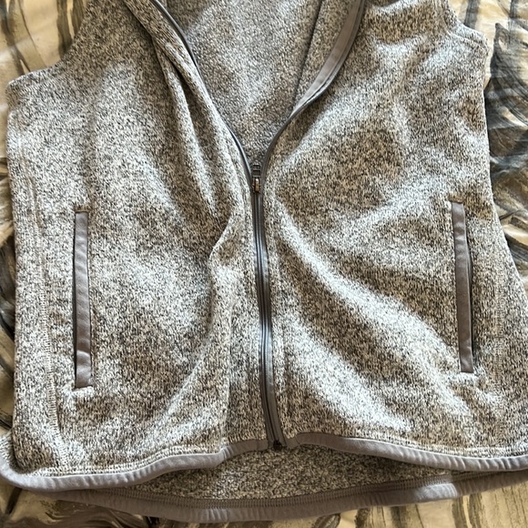 Grey Patagonia vest - Picture 5 of 5
